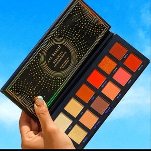 Ace Beauté Serenity Eyeshadow Palette (Limited Edition)